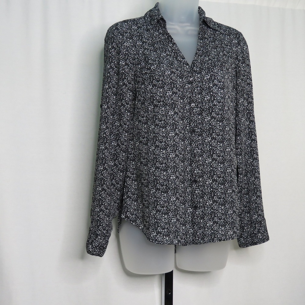 Express Women's The Portfolio Shirt Size XS Black White Button Down - Picture 3 of 7